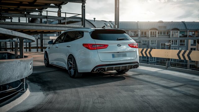 Kia Optima mit Elegance FF550 Felgen | © HS Motorsport