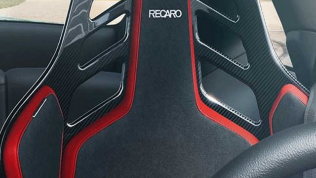 Recaro Podium Alcantara® schwarz Leder rot | © Recaro